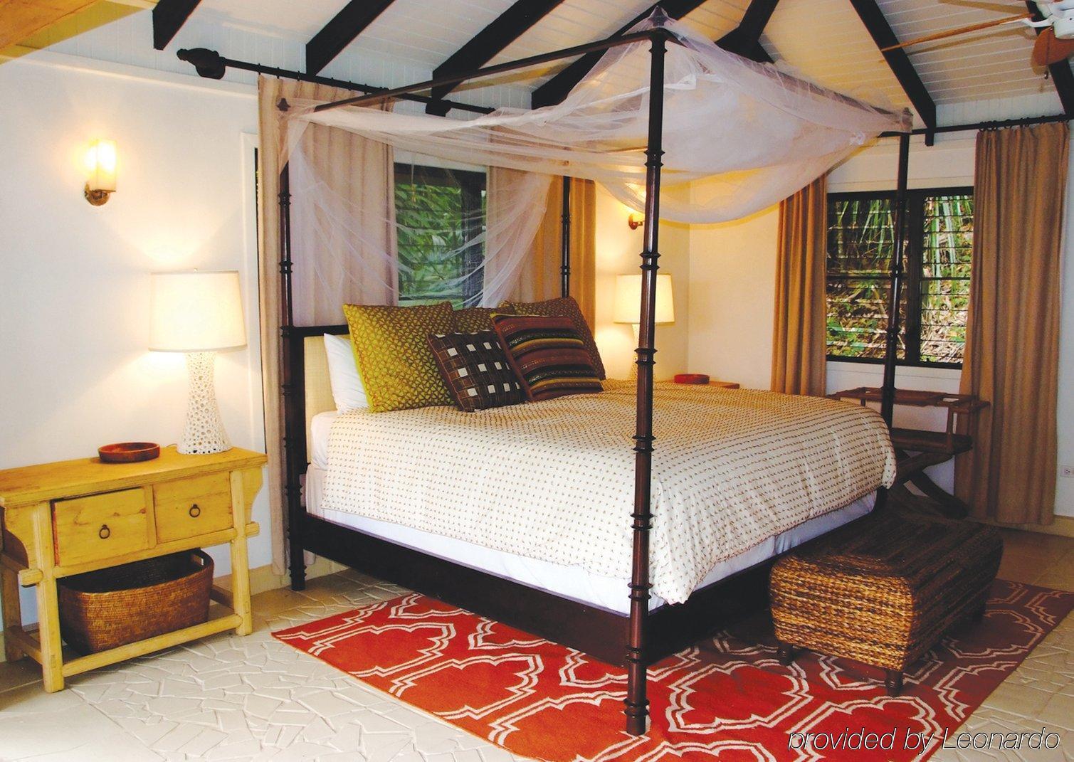 Machaca Hill Rainforest Canopy Lodge 푼타 고르다 외부 사진